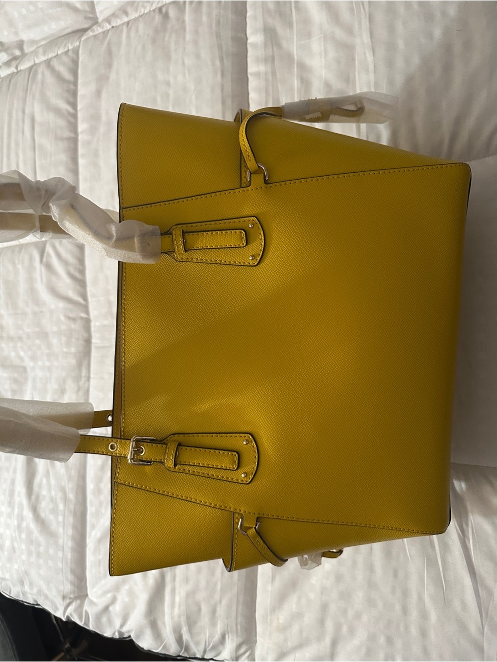 Michael Kors Voyager EW Tote
Bag Leather Marigold - Picture 4 of 10
